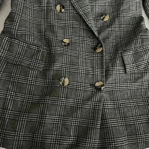 Zara Gray Plaid Blazer - Picture 7 of 14
